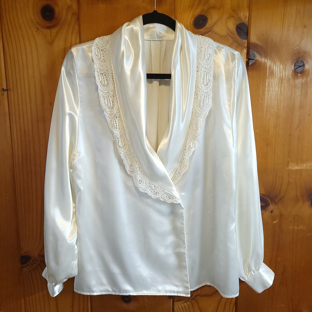 Vintage 80s lace Adolfo Size 12 Ivory Satin Blouse Lace Trim Long Sleeve
